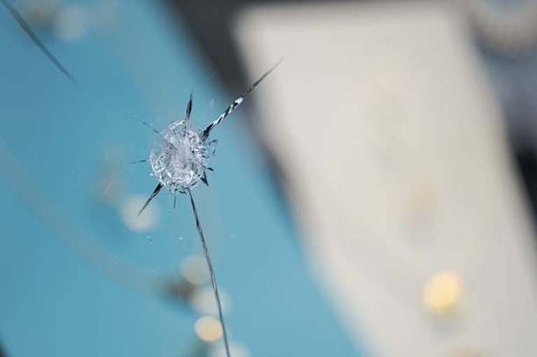 windscreen chip repair